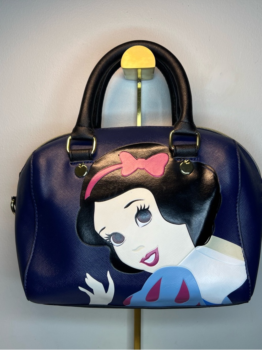 Loungefly Snow White Satchel/crossbody and wallet EU - Picture 2 of 11
